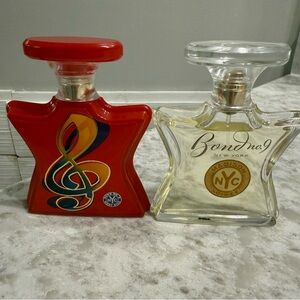 Red and White Accent Perfume Duo
